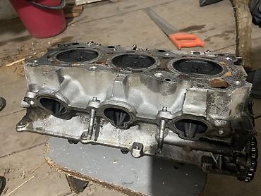 Двигатели, моторы и ГБЦ: Головка блока цилиндров (ГБЦ) 3‑цилиндровая, алюминиевая, с двумя — 4