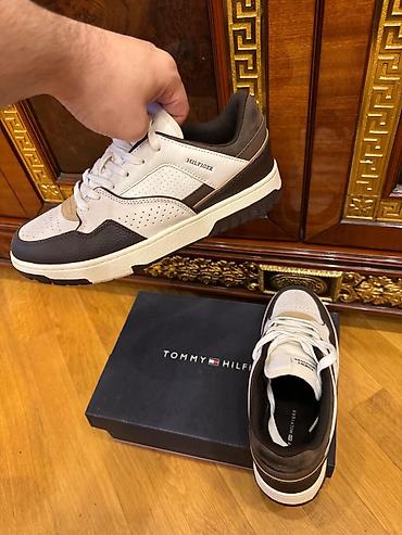 Original Tommy Hilfiger krossovkasi yenidi demek olar 1 defe geyinilib — 5