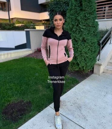 Gornji i donji deo: 9Fashion Woman, L (EU 40) na lalafo.rs Gornji i donji deo: 9Fashion Woman, L (EU 40)