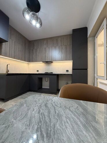 квартиры не дорогие: 1 комната, 48 м², Элитка, 2 этаж, Евроремонт