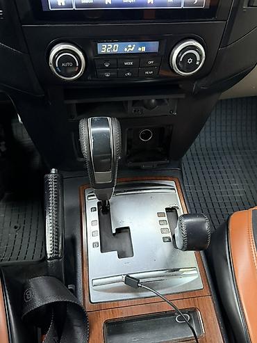 бампер митсубиси паджеро 4: Mitsubishi Pajero: 2007 г., 3 л, Автомат, Бензин, Внедорожник — 7