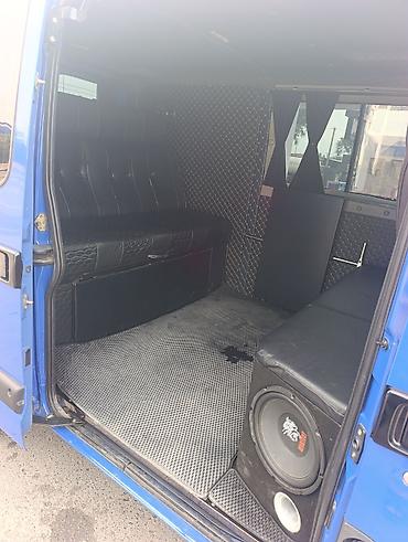 Унаа: Nissan Vanette: 2002 г., 2.2 л, Кол менен иштөөчү, Дизель, Бус — 4