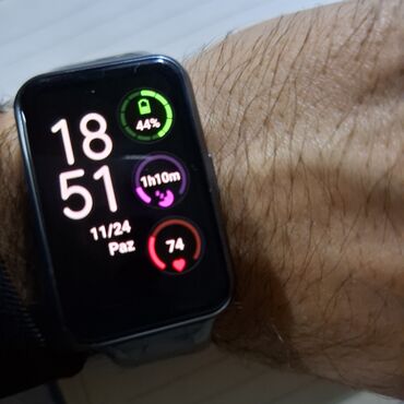 telzeal smartwatch t sports: İşlənmiş, Smart saat, Huawei, Аnti-lost, rəng - Qara