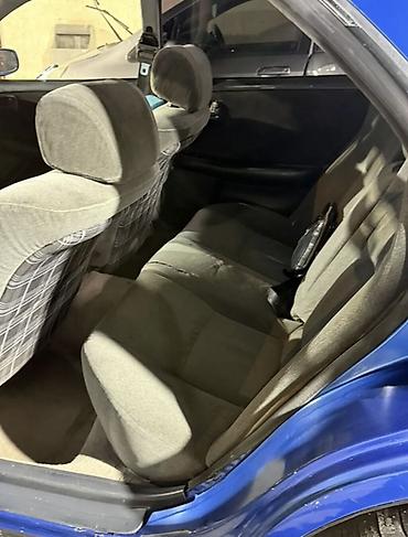 mazda 3 2005: Toyota Mark II: 1995 г., 2 л, Автомат, Газ, Седан — 6