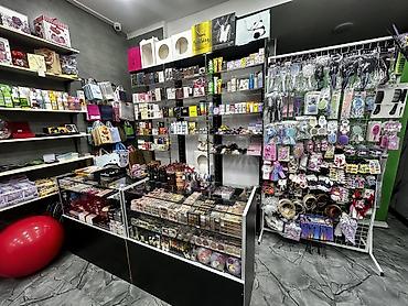 seel butik: Hazır Biznes Satılır! Qaraçuxur qəsəbəsində, insanların sıx hərəkət — 4