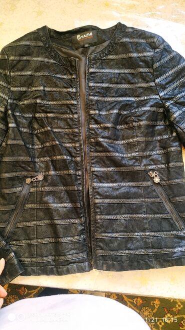 Личные вещи: Женская куртка M (EU 38), L (EU 40), XL (EU 42), цвет - Черный, A-Dress
