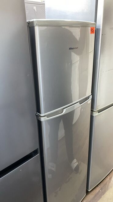 Separatorlar: 2 qapılı Hisense Soyuducu Satılır, rəng - Boz