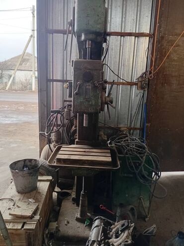 Токарные станки: Токарный станок без ЧПУ, 1А616 — 8