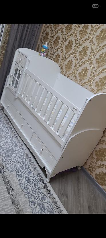hamam kranti: Uşaq beşiyi – çoxfunksiyalı, ağ rəng - Material: MDF/taxta — 1