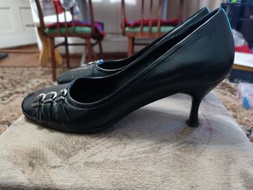 обувь из войлока: Туфли 39, цвет - Черный
