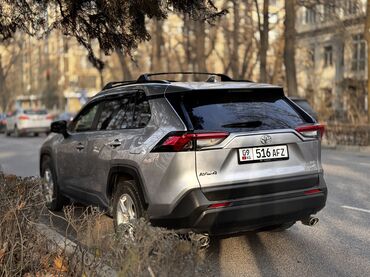 Toyota: Toyota RAV4: 2019 г., 2.5 л, Автомат, Бензин, Кроссовер — 5
