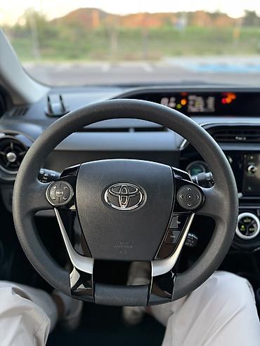Продажа авто: Toyota Aqua: 2020 г., 1.5 л, Вариатор, Гибрид, Хэтчбэк — 8