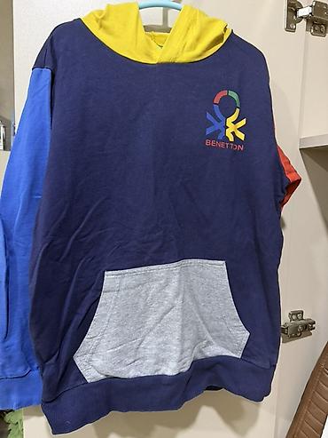 mekteb geyimi: United Colors of Benetton uşaq kapüşonlu svitşortu - Ölçü: L (140 — 1