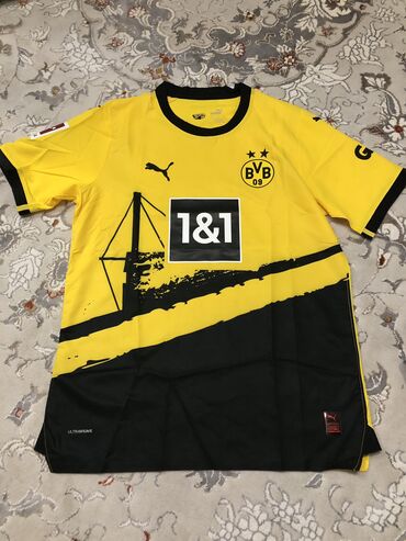 Спортивная форма: Borussia Dortmund. home shirt (только верх) в наличии. Игральная