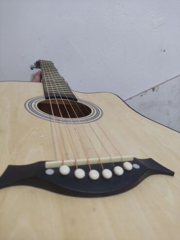 ремонт гитары бишкек: Гитара срочно 2500га берем