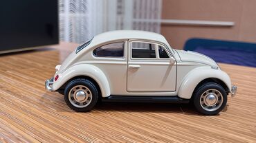 Autići: Nov metalni model automobila VW Buba. Mogu da mu se otvaraju vrata i na lalafo.rs — 5 Autići: Nov metalni model automobila VW Buba. Mogu da mu se otvaraju vrata i — 5