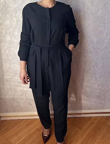 Qadın tulumu – qara rəng, klassik və minimalist dizayn. ADL lalafo.az -da Qadın tulumu – qara rəng, klassik və minimalist dizayn. ADL