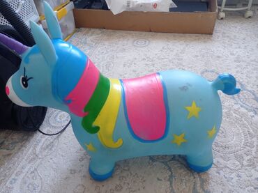 Игрушки: Продаю ослика, цена 450 сом