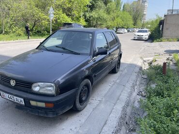 Volkswagen: Volkswagen Golf: 1992 г., 1.8 л, Механика, Бензин, Седан