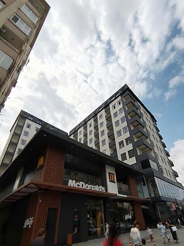 sumqayitda evler 2 otaqli: Salam, Mənzil Xırdalanda Tam Mərkəzdə MC donalds-ın üstündə yerləşir — 9