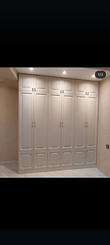divarda kitab refleri: Paltar dolabları, qarderoblar — 1