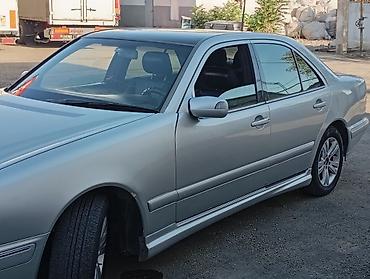 mazda 929: Mercedes-Benz E-Class: 1999 г., Седан — 7