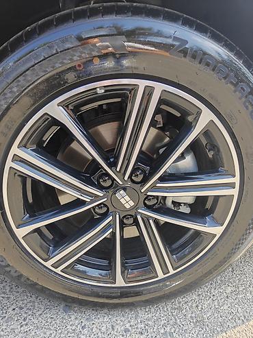 Транспорт: 4 ədəd R17 disk və təkər. 215 / 60 R17. Təzə kimidir. Cəmi 2000 km — 4