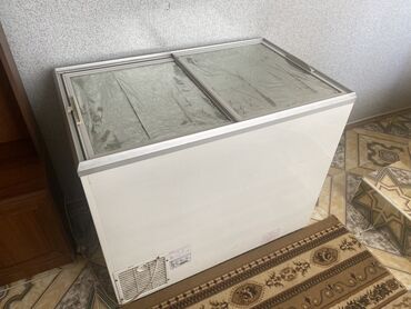 buz m4: Стеклянный морозильник, Uğur, Турция