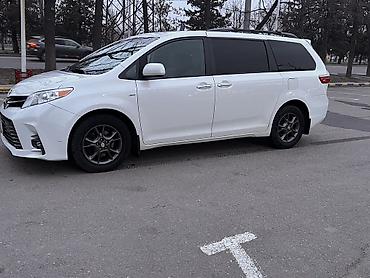 Toyota: Toyota Sienna: 2011 г., 3.5 л, Автомат, Бензин, Минивэн — 7