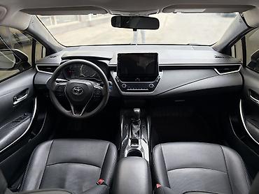 Продажа авто: Toyota Corolla: 2019 г., 1.8 л, Вариатор, Гибрид, Седан — 7