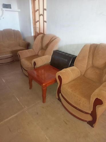 santa barbara saat: Siyəzən rayonunda geniş həyəti olan 3 otaq 1 mətbəx hamam tualet — 3