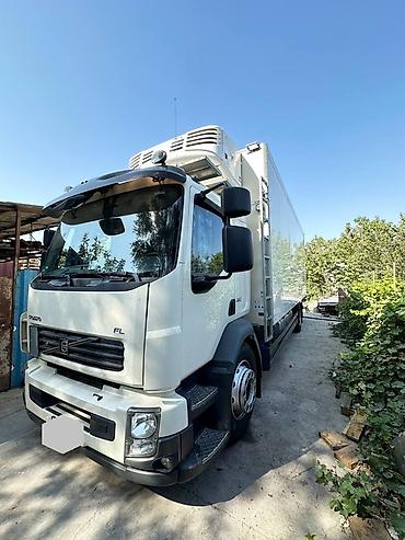 фреон 32: Рефрижераторный грузовик Volvo FL - грузоперевозки 10 тонн — 1