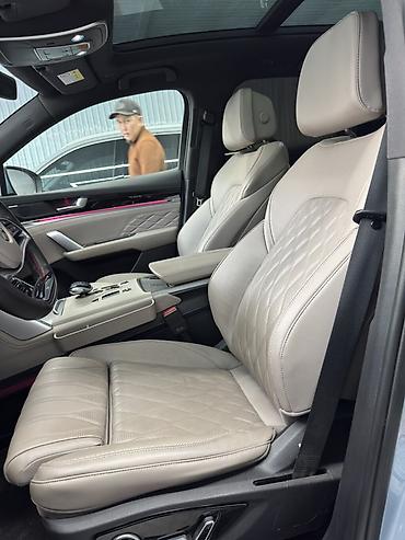BYD: BYD Tang: 2023 г., 1.5 л, Автомат, Гибрид, Кроссовер — 8