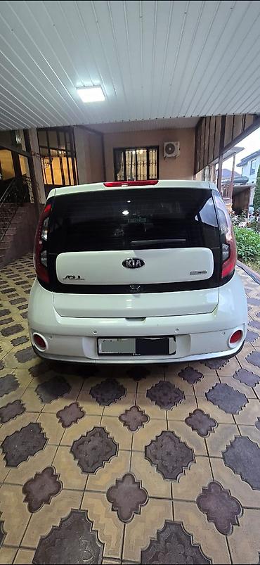 ev: Kia Soul EV: 2018 г., Электромобиль, Хэтчбэк — 4