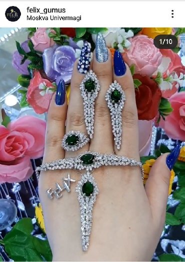 Digər bijuteriyalar: Gümüş dəst, qarnitur,üzük,sep ve daha çoxu üçün : Ünvan : Moskva — 20