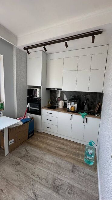 lalafo.kg квартиры в бишкеке снять: 2 бөлмө, 40 кв. м, Жеке план, 3 кабат, Евроремонт