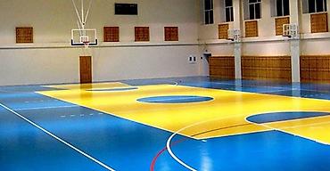одежда для футбола: Наливные спортивные полы для залов - Профессиональное устройство — 4