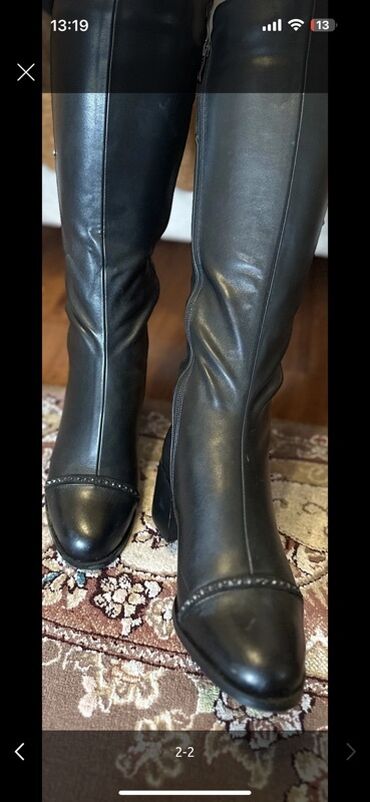 ботинки на шнурках: Qadın uzun çəkmələri – qara rəng - Material: hamar, parlaq səthli