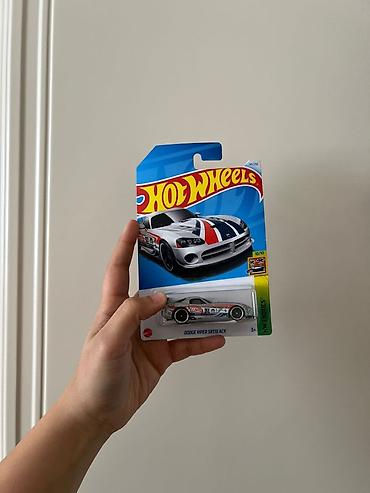 hot wheels formula 1: Hot Wheels die-cast kolleksiya maşınları – 1:64 miqyas Dəst tərkibi — 4