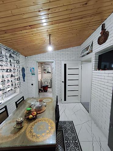 Продажа коттеджей и домов: 🏡 Продаётся дом в центре Бишкека — ул. Раззакова 65/2 💰 Цена: 98000$ 🏠 — 4