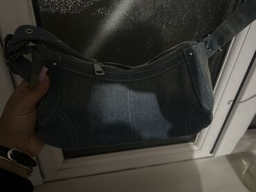 Çantalar: Əl çantası, Bershka, Yeni