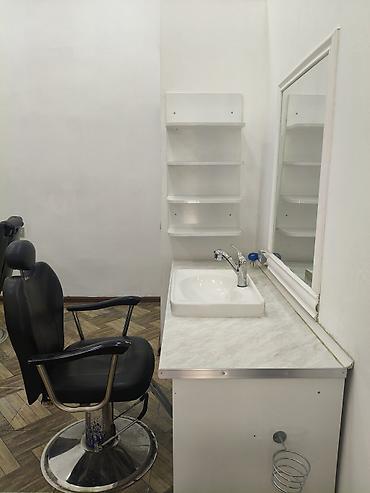 berber masası: Bərbər/kosmetologiya iş yeri üçün tam set - Hidravlik bərbər — 1