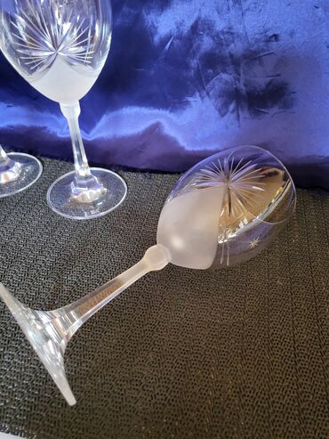 Čaše: Case bohemija 1950g+ kristal,rucna gravura,matirani deo za vino. Case — 11