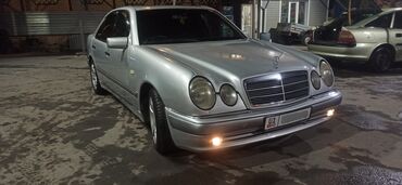 убитые машины: Mercedes-Benz E 230: 1997 г., 2.3 л, Автомат, Газ, Седан