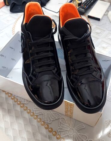 mona torba: Gucci Krasofka 2 defe hec geyinilmib 140 manata almiwam Tezedir