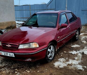 машина вмв: Daewoo Nexia: 1995 г., 1.5 л, Механика, Бензин, Седан