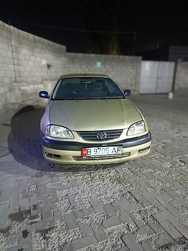 avensis 2001: Toyota Avensis: 2001 г., 1.8 л, Автомат, Бензин, Лифтбек — 5