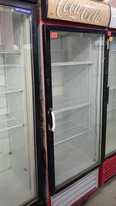 Soyuducu Paltaryuyan televizor vitrinlerin satış mərkəzi: Su ve şirə vitrini əla işləyir 3 ay zəmanət verilir Avropa istehsalı
