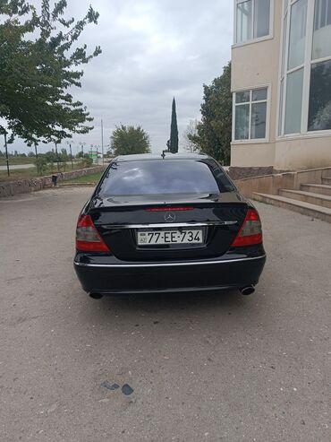 Mercedes-Benz: Mercedes-Benz E-Class: 2.8 l | 2007 il Sedan — 7