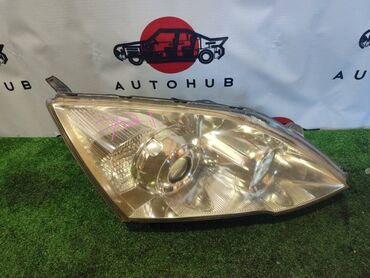 Другие детали салона: Передняя правая фара Honda